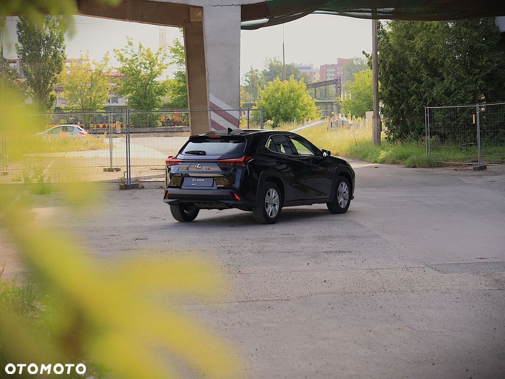 Lexus UX 300h Elegance - 9