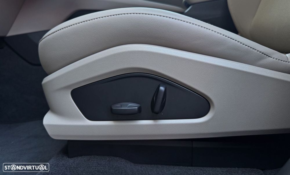 Porsche Macan Electric - 22