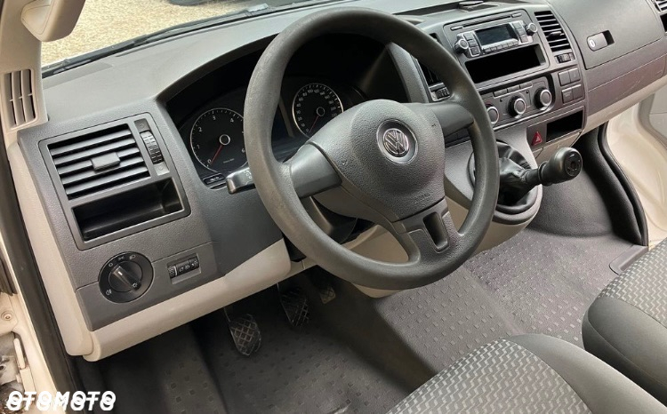 Volkswagen Transporter - 12