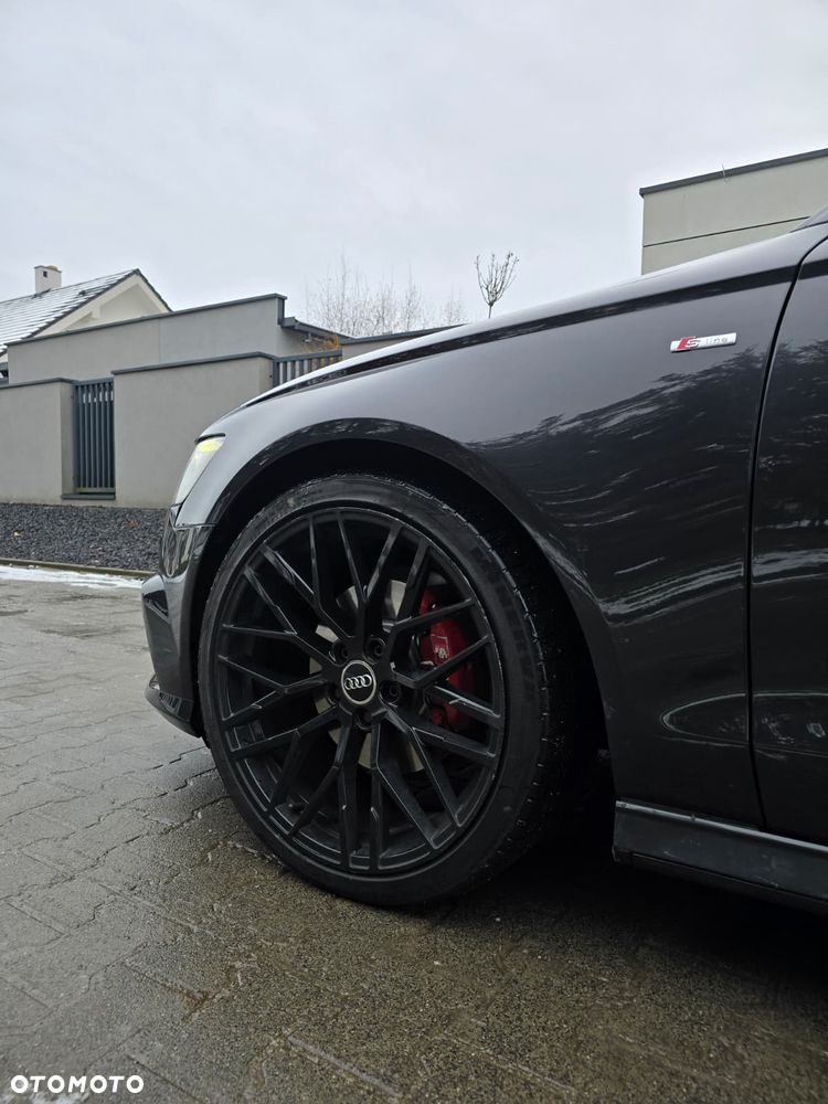 Audi A6 Avant 2.0 TDI Ultra S tronic - 17