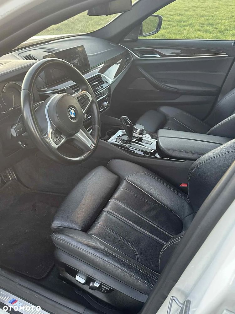 BMW Seria 5 - 12