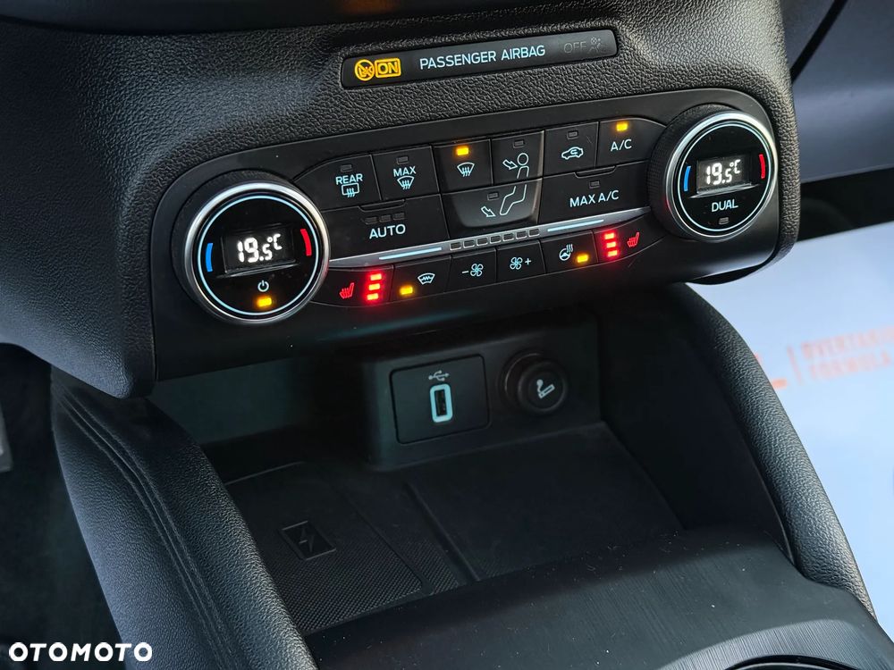 Ford Focus 1.5 TDCi DPF Start-Stopp-System Titanium - 29