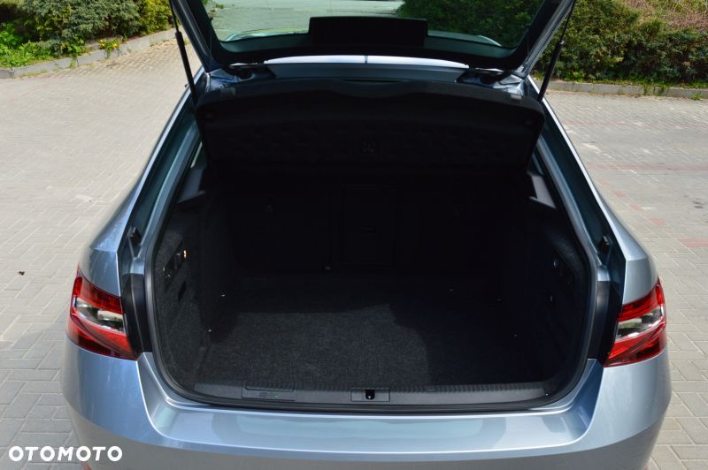 Skoda Superb - 17