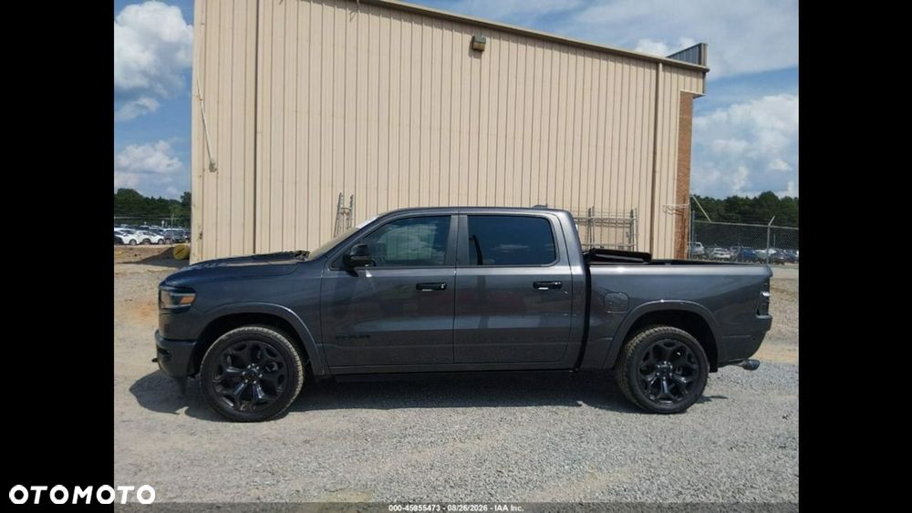 RAM 1500 - 8