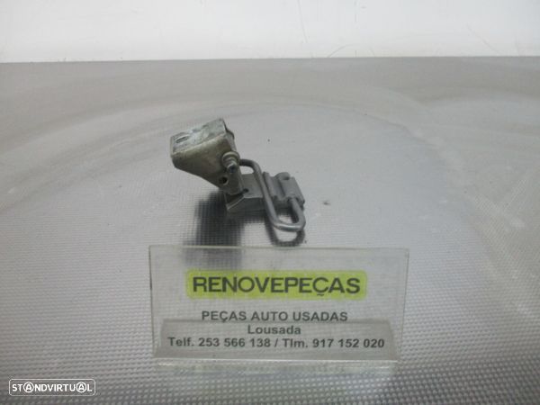 Dobradiça Porta Tras Esq Volkswagen Passat (3B3) - 1