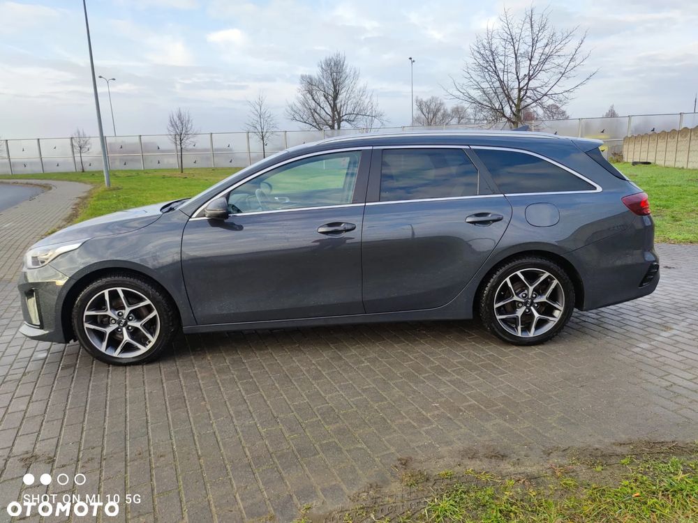 Kia Ceed 1.6 CRDi GT Line - 3