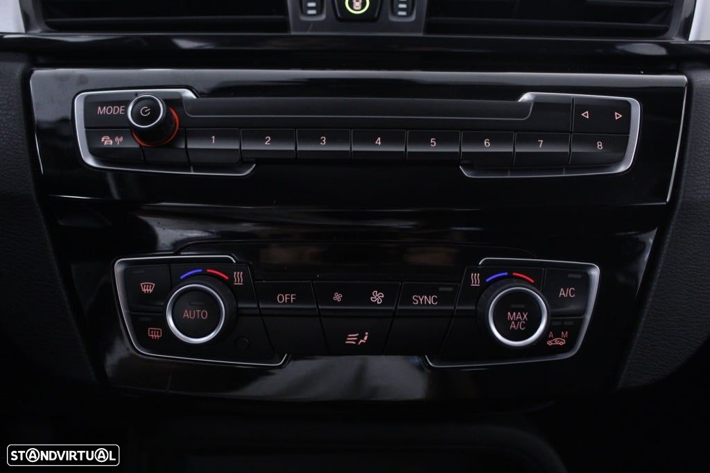 BMW X1 16 d sDrive Advantage - 29