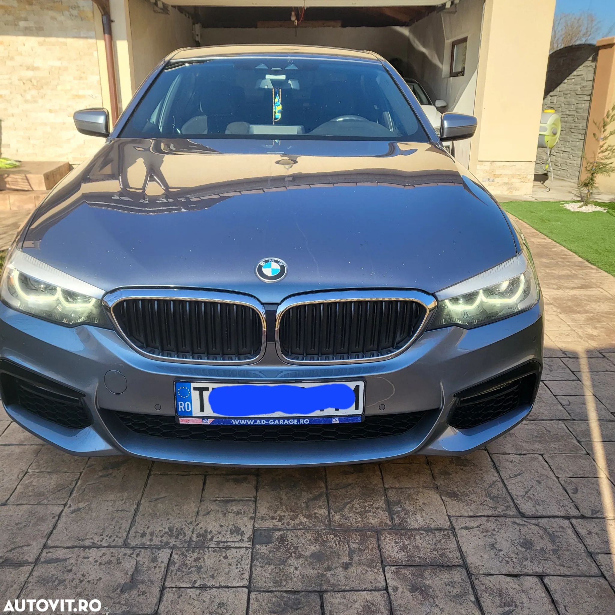 BMW Seria 5 520d xDrive AT - 1