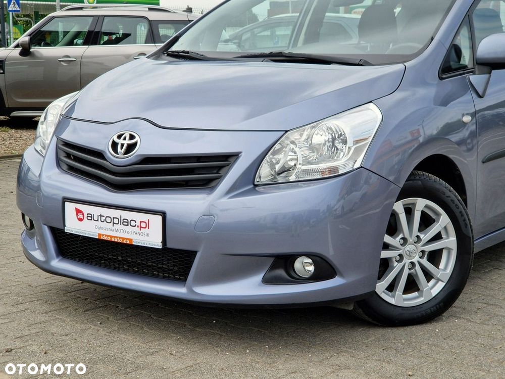 Toyota Verso 2.0 D-4D - 12