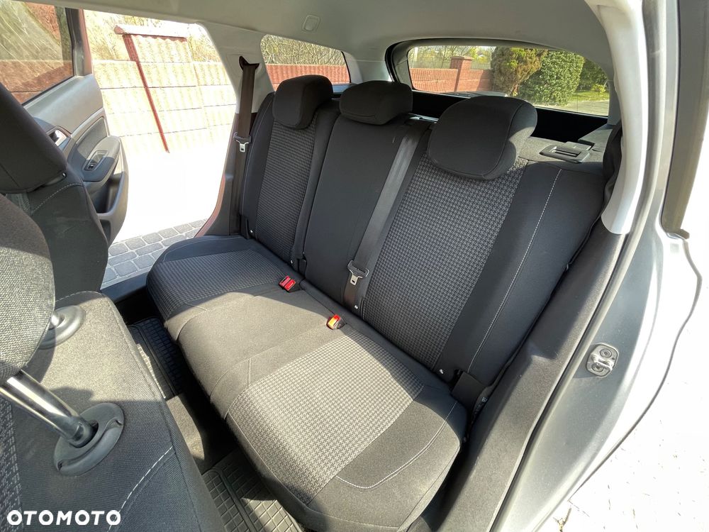 Peugeot 308 1.2 PureTech GPF Allure S&S - 22