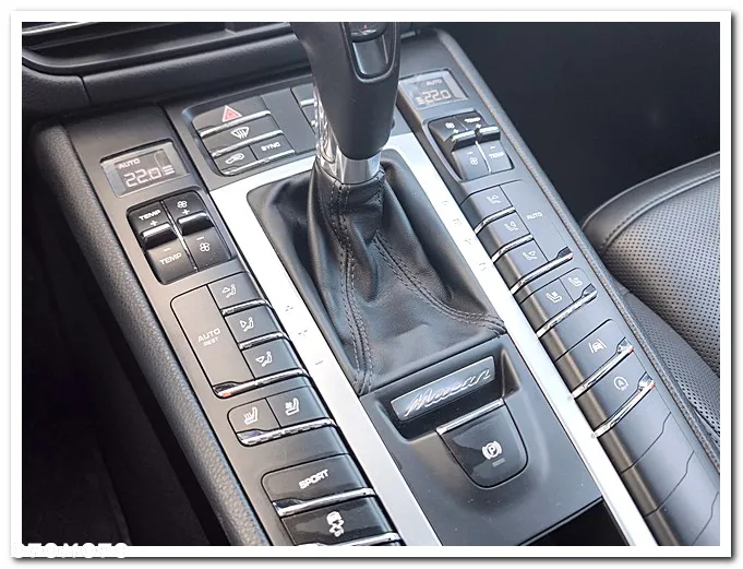 Porsche Macan - 36