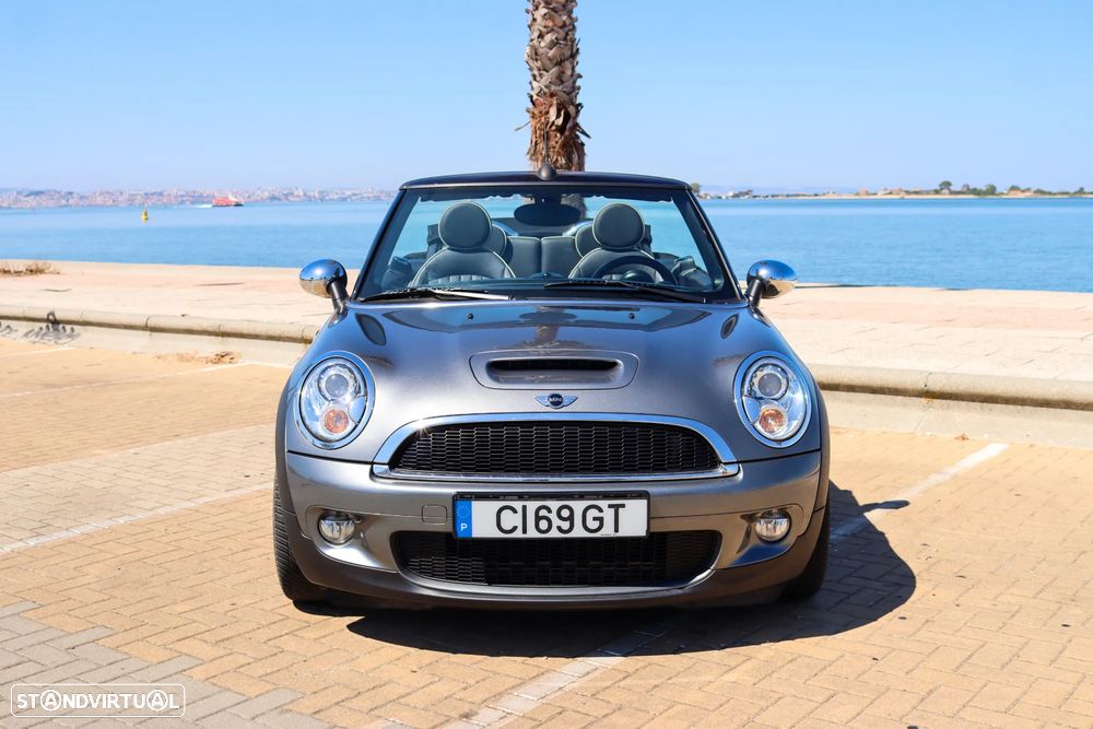 MINI Cabrio Cooper S - 22