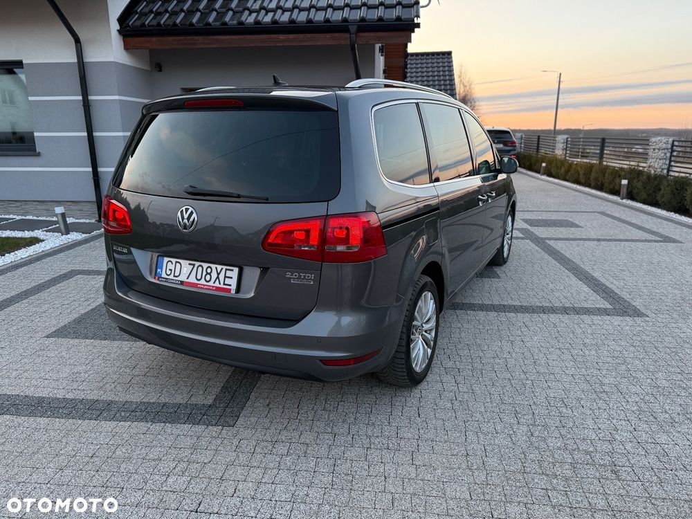 Volkswagen Sharan 2.0 TDI Highline DSG - 4