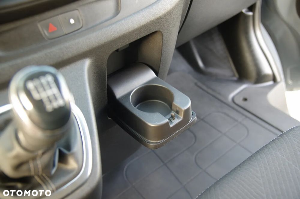 Renault Trafic 2.0 dCi - 34