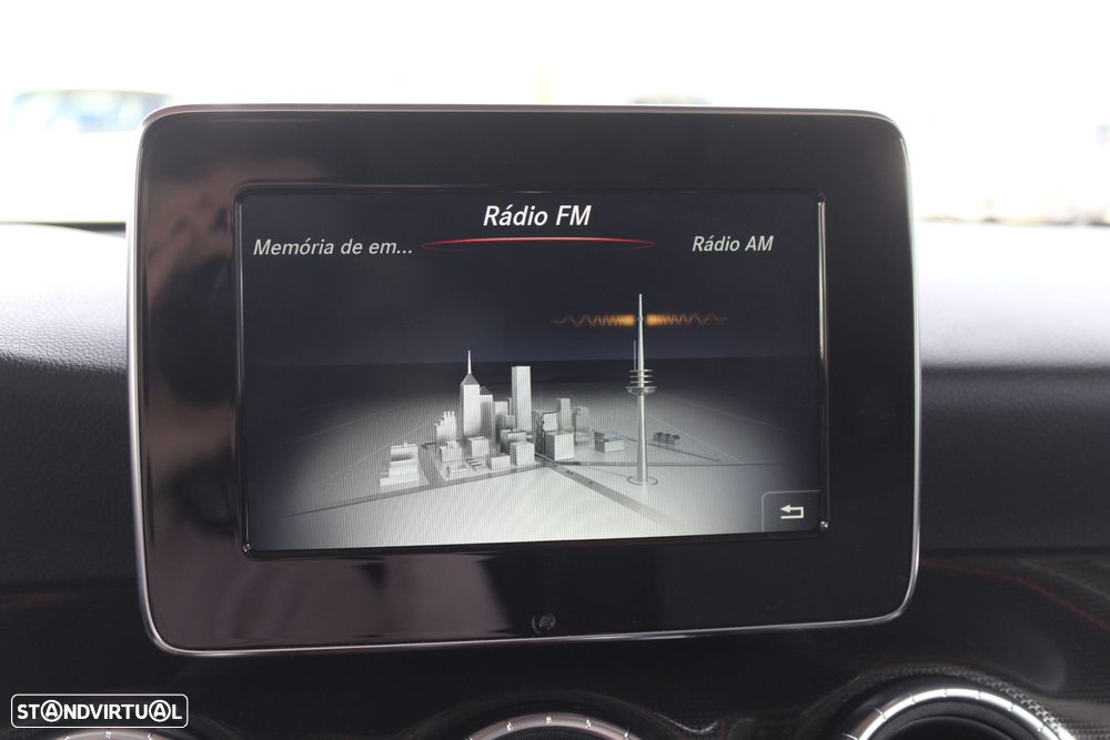 Mercedes-Benz CLA 180 d BlueEFFICIENCY Edition - 14