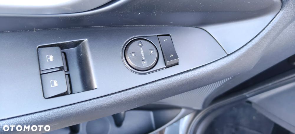 Hyundai i30 1.4 Trend - 24