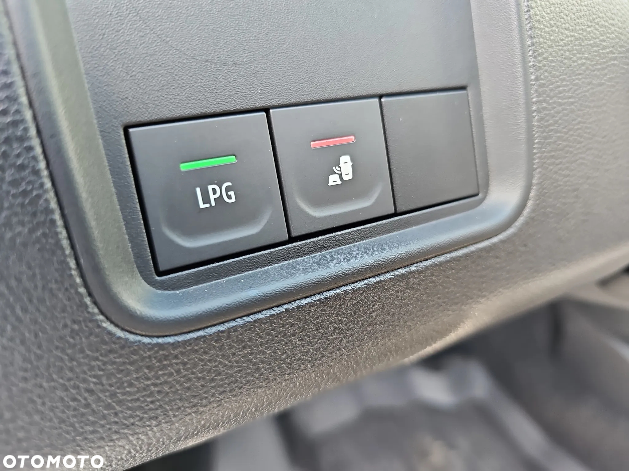 Dacia Duster 1.0 TCe Journey - 23