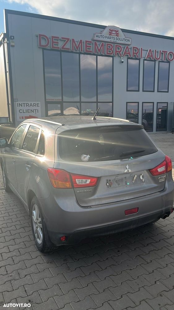 Dezmembram Mitsubishi ASX - 3