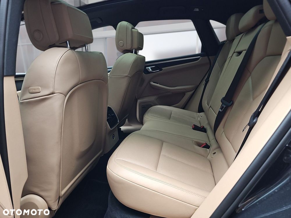 Porsche Macan T - 8