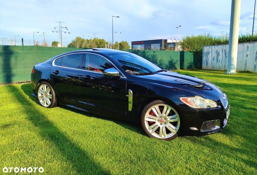 Jaguar XF XFR - 4