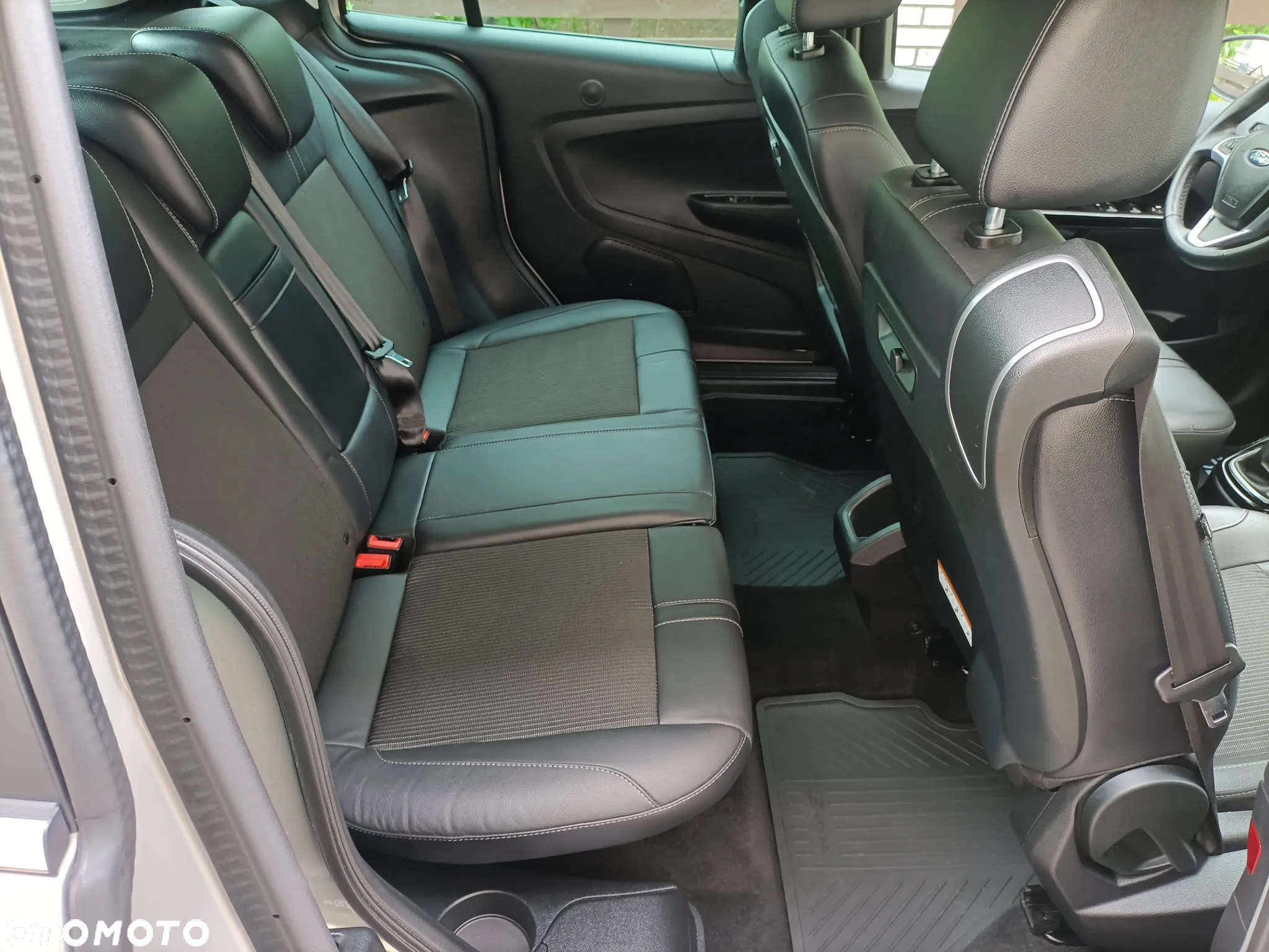 Ford B-MAX 1.6 TDCi Titanium - 18