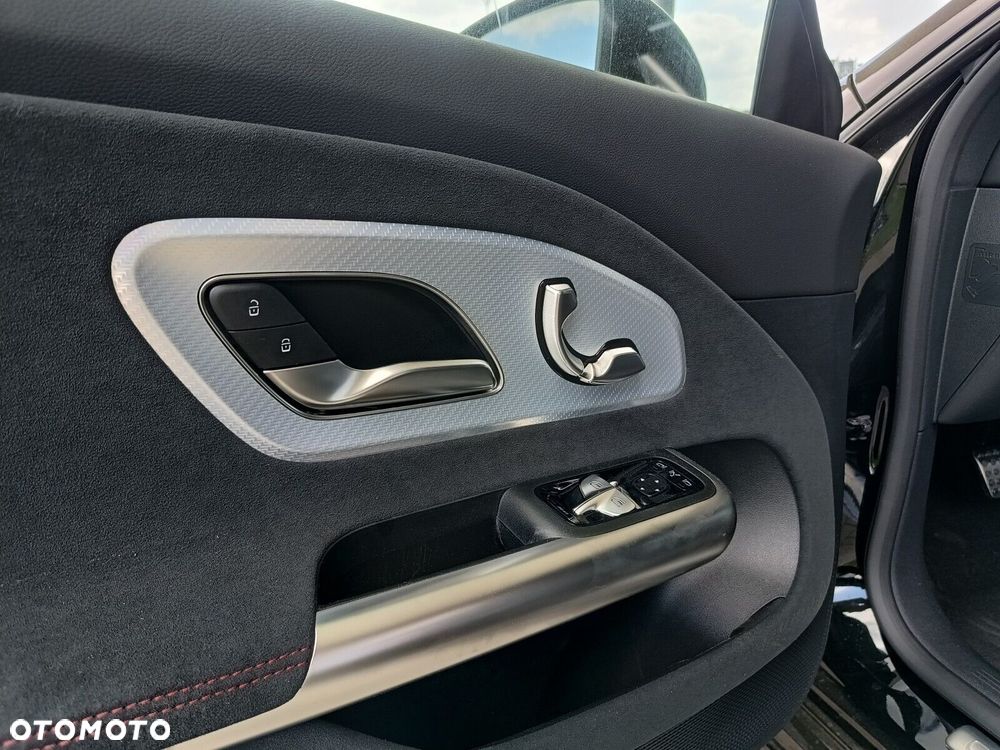 Mercedes-Benz CLA - 22