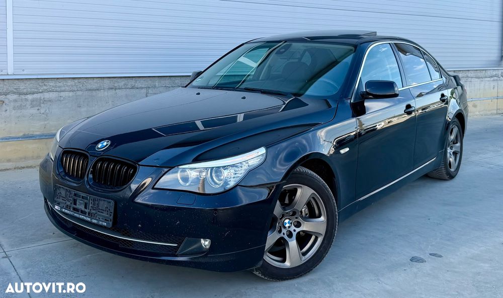 BMW Seria 5 520d Aut. Edition Lifestyle - 1