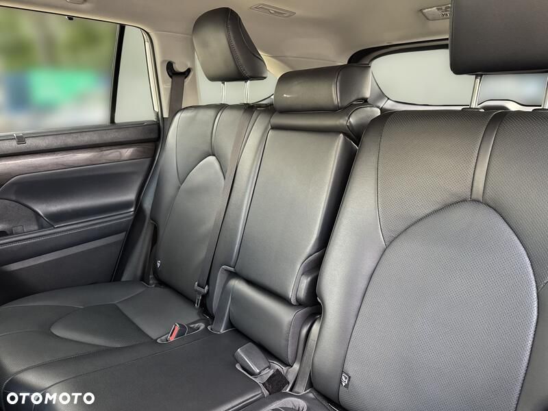 Toyota Highlander - 17