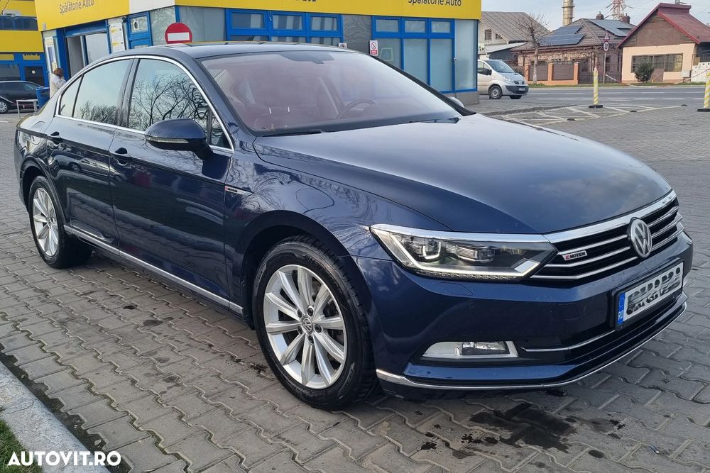 Volkswagen Passat 2.0 TDI DSG 4Motion Highline - 8
