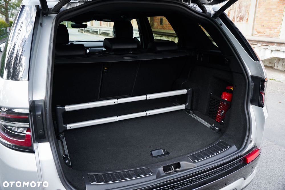 Land Rover Discovery Sport 2.0 D150 R-Dynamic S - 38