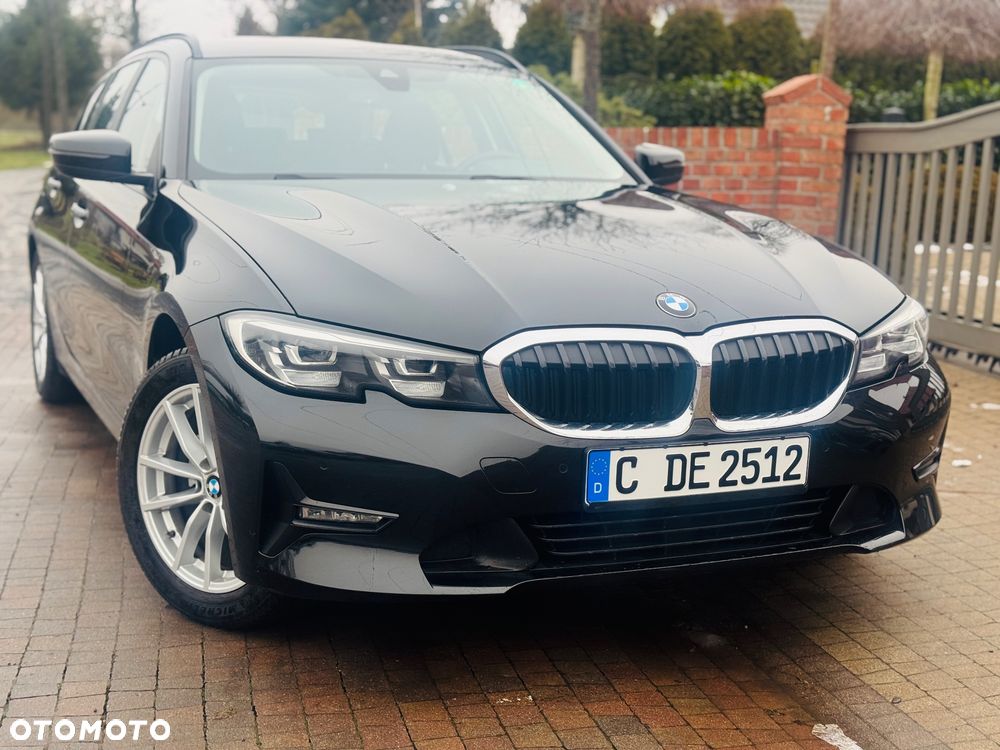 BMW Seria 3 320d Sport Line Shadow - 1