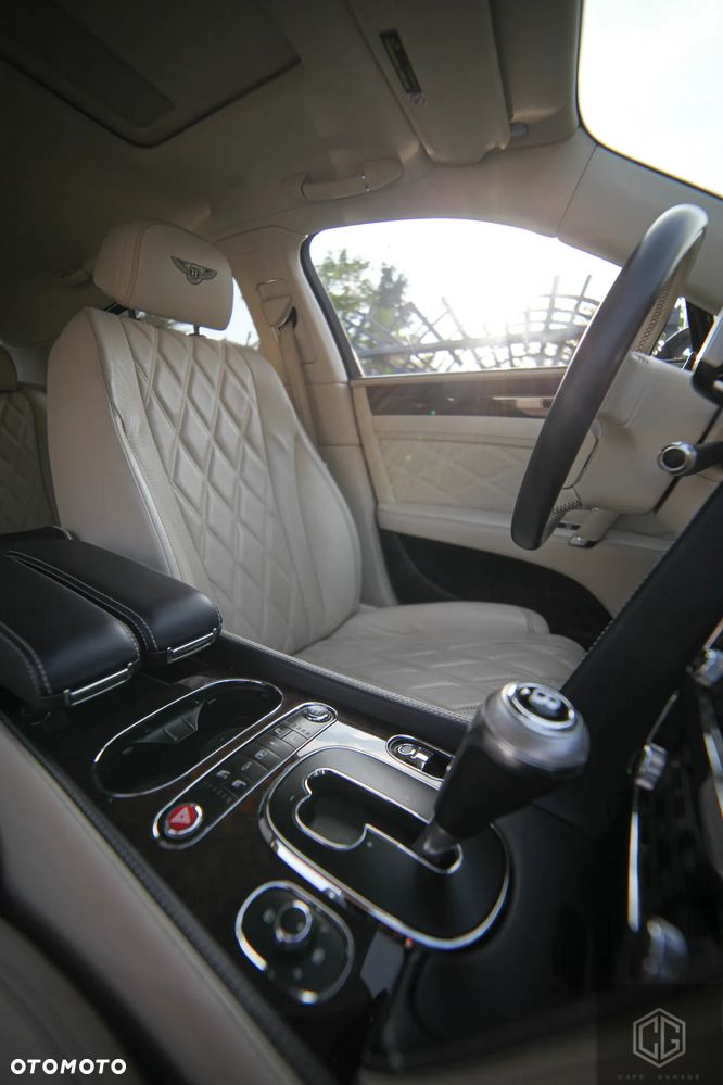 Bentley Flying Spur W12 - 31