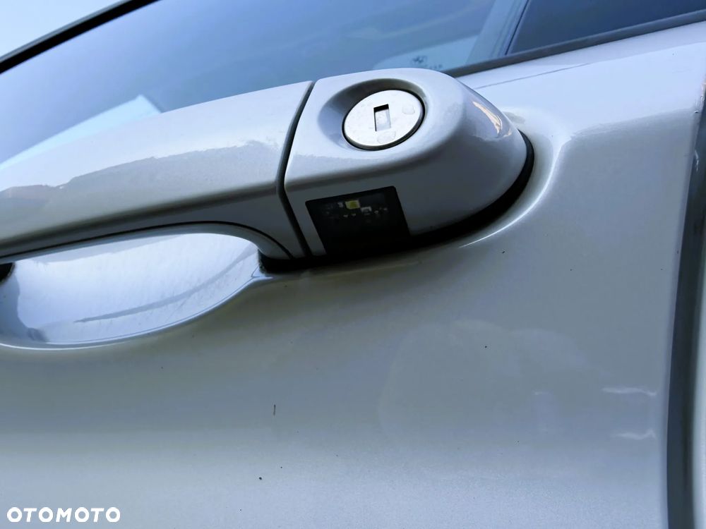 BMW Seria 1 118d DPF Edition Lifestyle - 19