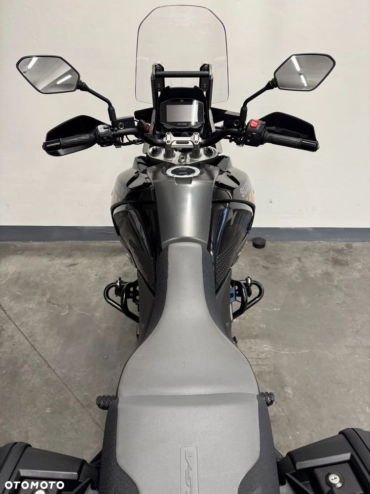 Suzuki V-STROM - 38