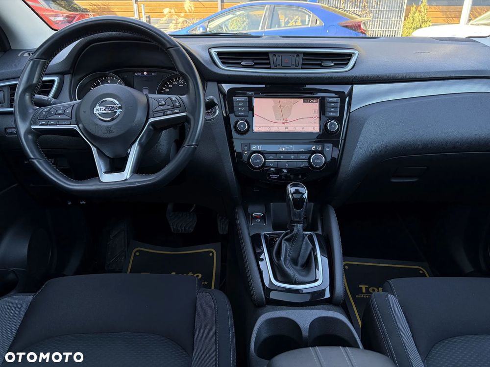 Nissan Qashqai 1.3 DIG-T DCT N-CONNECTA - 33