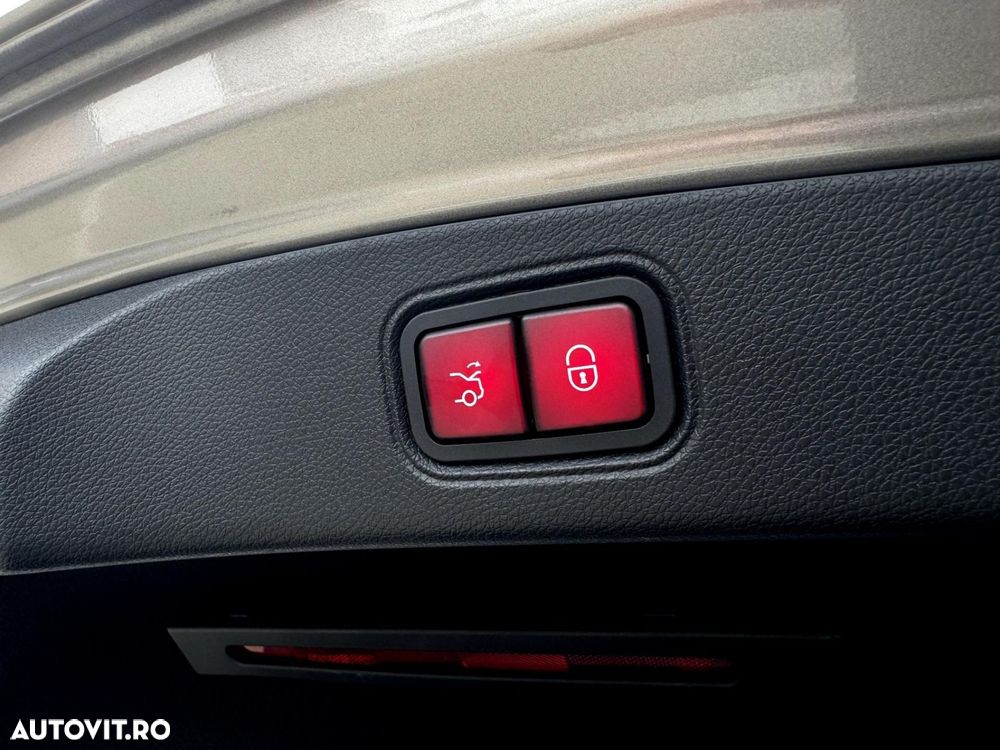 Mercedes-Benz E - 39