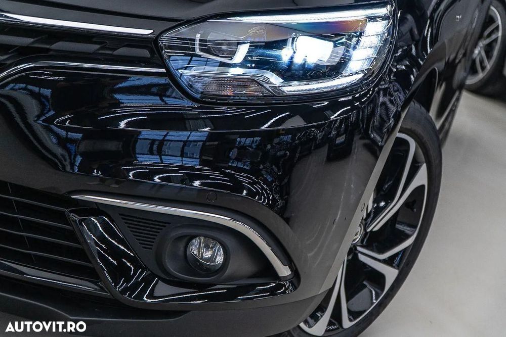 Renault Grand Scenic - 35