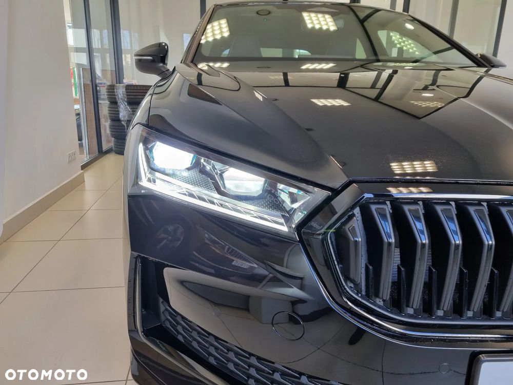 Skoda Superb 2.0 TSI Sportline DSG - 8