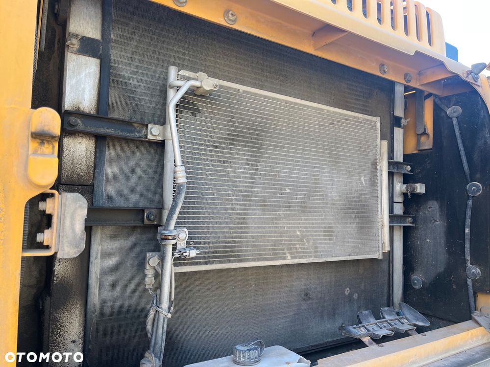 Volvo EC 250 DL - 10