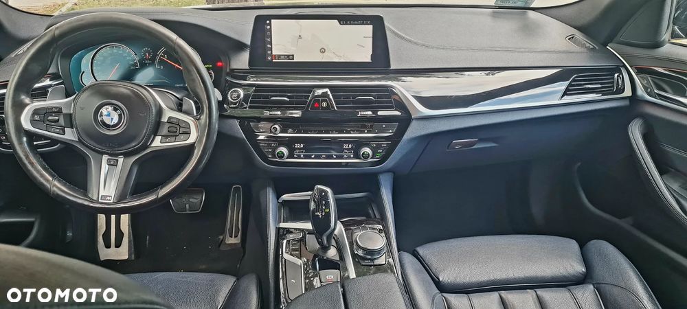 BMW Seria 5 520d xDrive M Sport sport - 26
