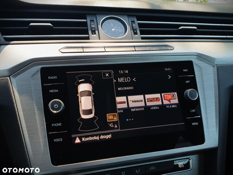 Volkswagen Passat - 18