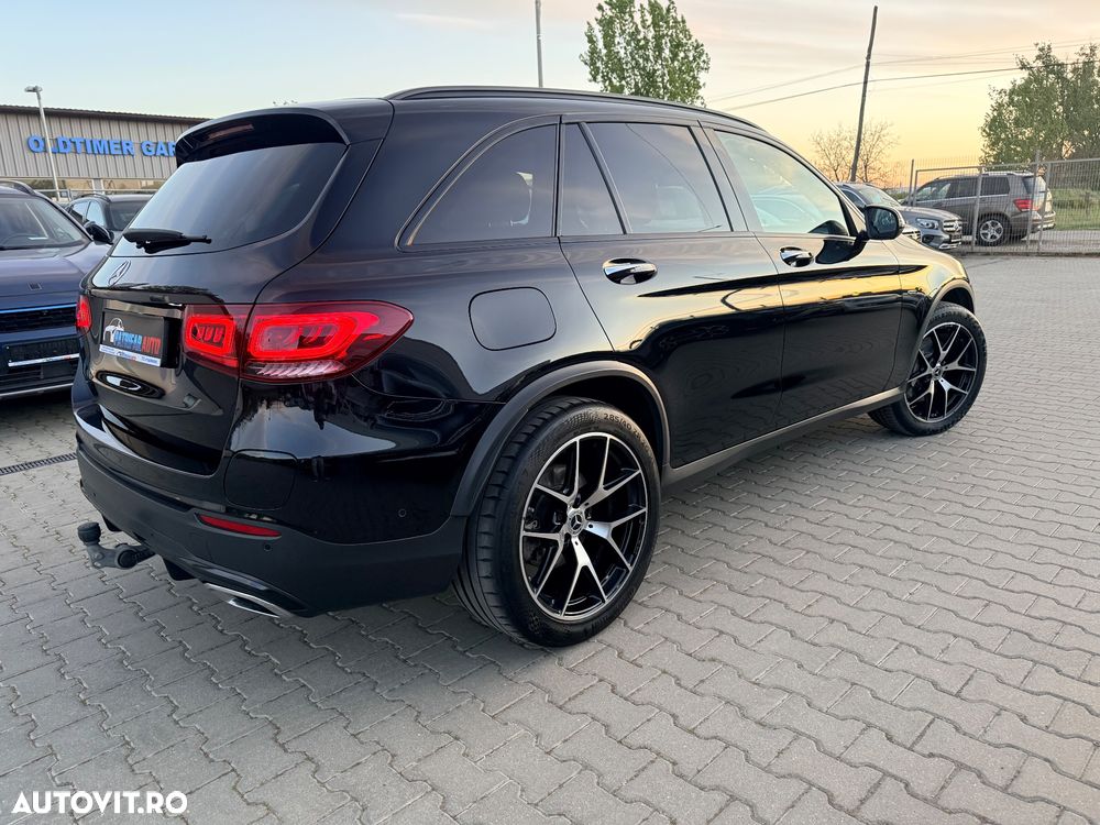 Mercedes-Benz GLC 300 de 4Matic 9G-TRONIC AMG Line - 2