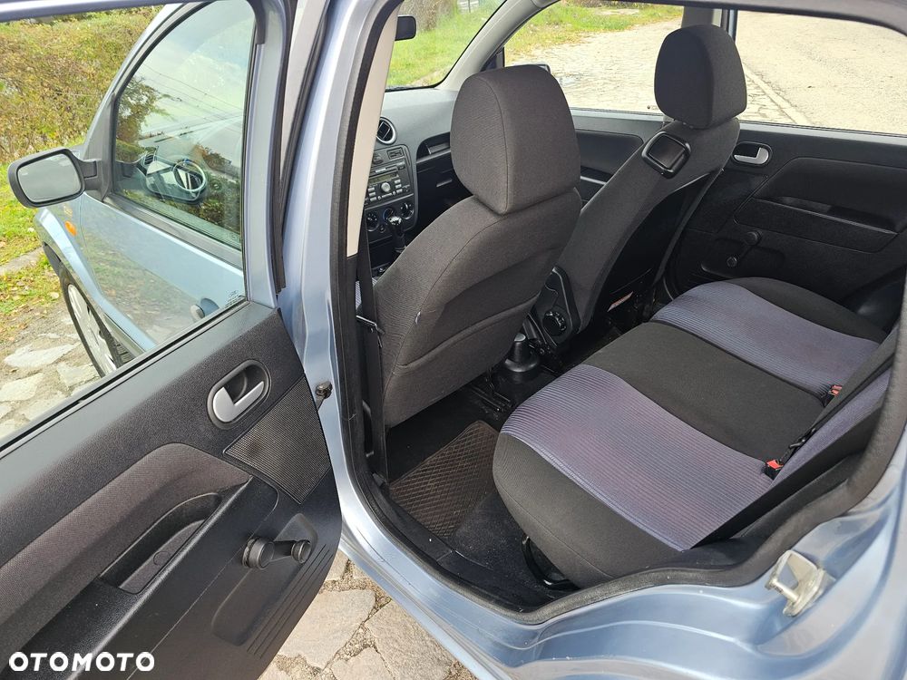 Ford Fusion 1.25 Ambiente - 10
