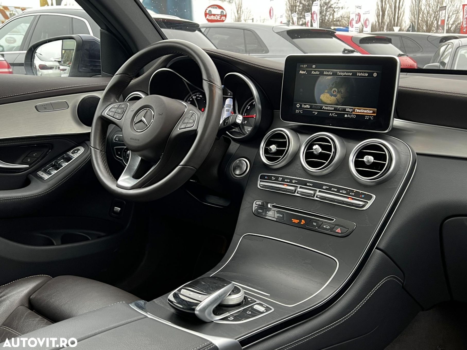 Mercedes-Benz GLC - 7