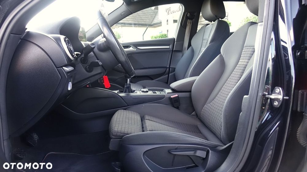 Audi A3 Sportback - 23