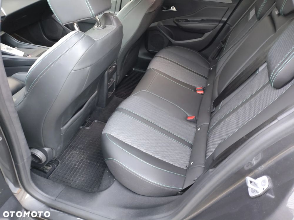 Peugeot 308 PureTech 130 EAT8 Allure Pack - 13