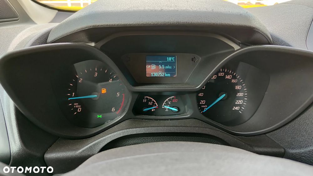 Ford Trannsit connect - 27