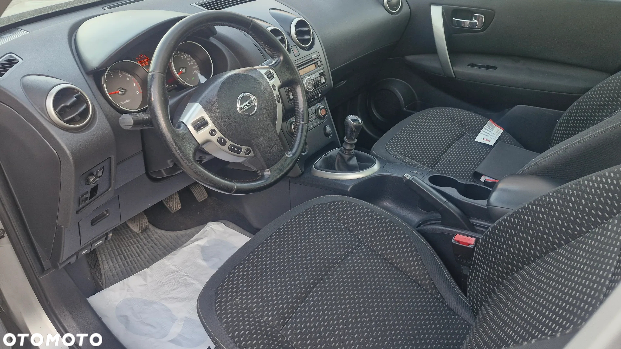Nissan Qashqai 2.0 tekna - 9