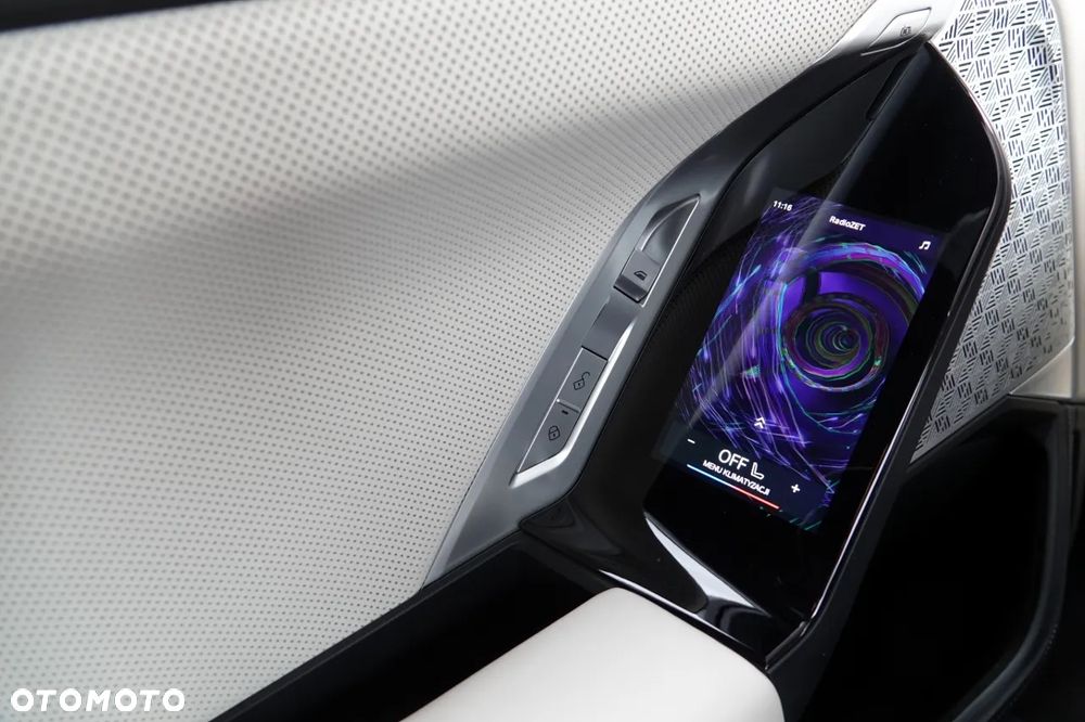 BMW Seria 7 - 40