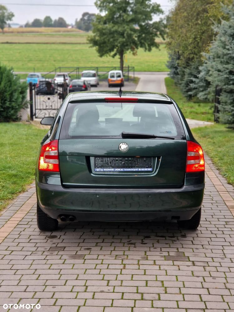 Skoda Octavia 1.8 T FSI Ambiente - 9
